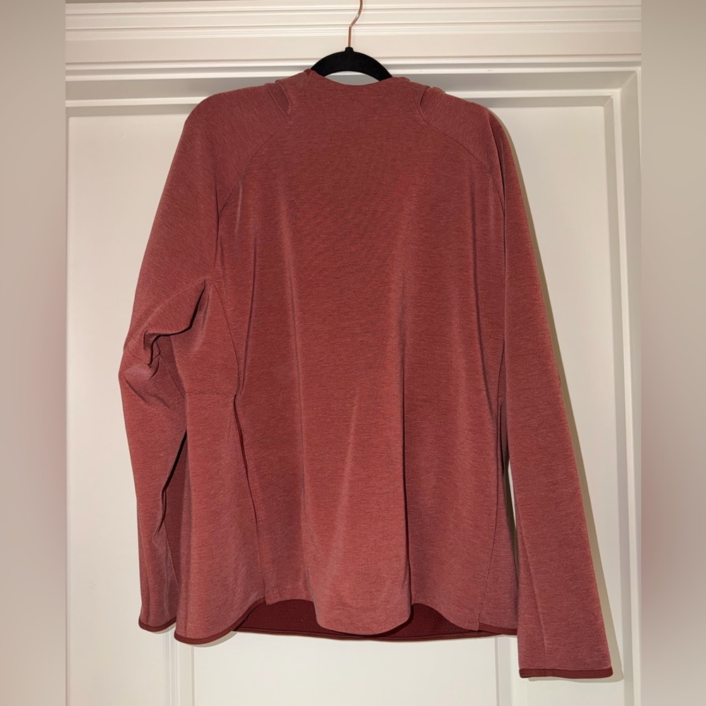Lululemon Athletica Long Sleeve Men’s Hoodie in Burnt Orange